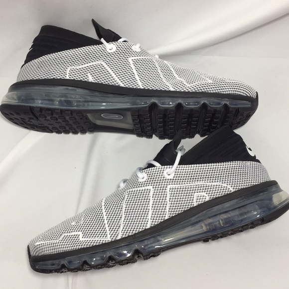 nike air max flair black and white